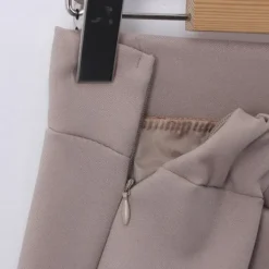 Back Banding Pleats Mini Skirt