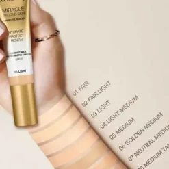 Miracle Second Skin Hybrid Foundation SPF20